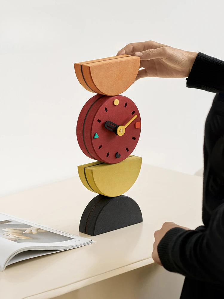 Desk clock