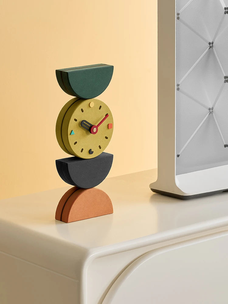 Desk clock